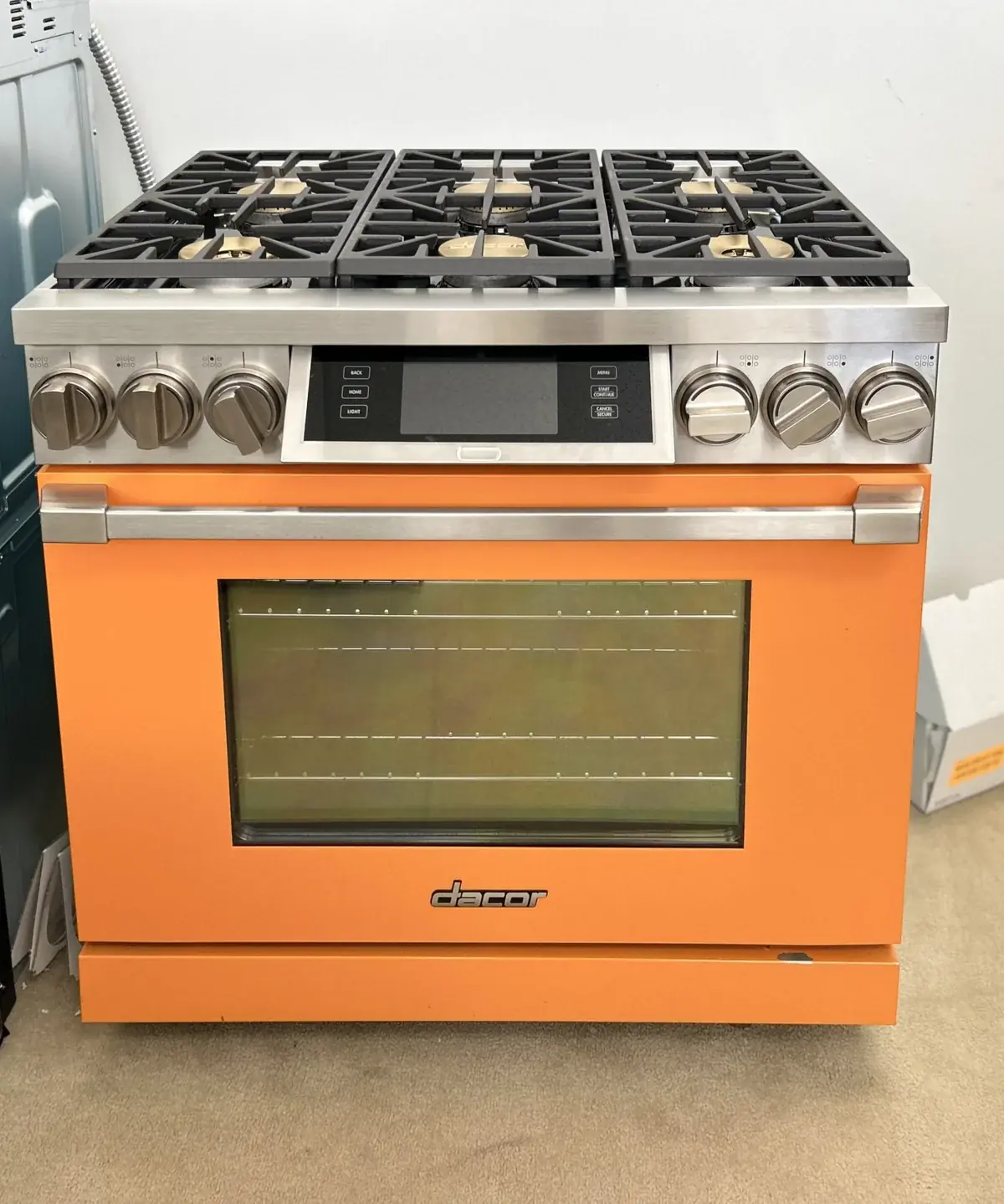 Dacor Discovery iQ dual-fuel range