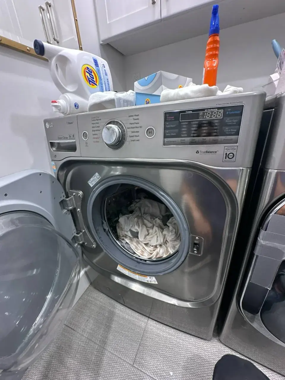 Washer drum and controls during verification